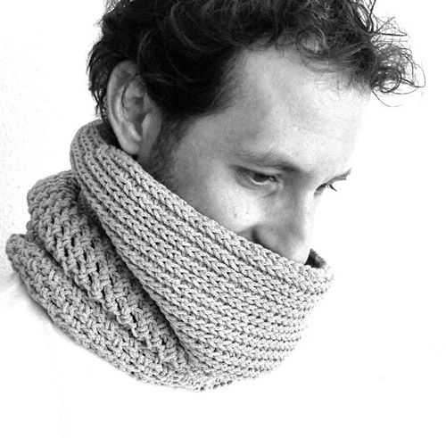 cuello gris elástico