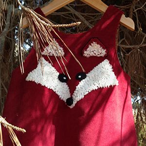 vestido zorrito en micropana bordado a mano