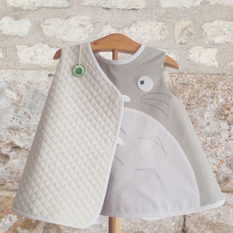 Vestido gato acolchado para bebés