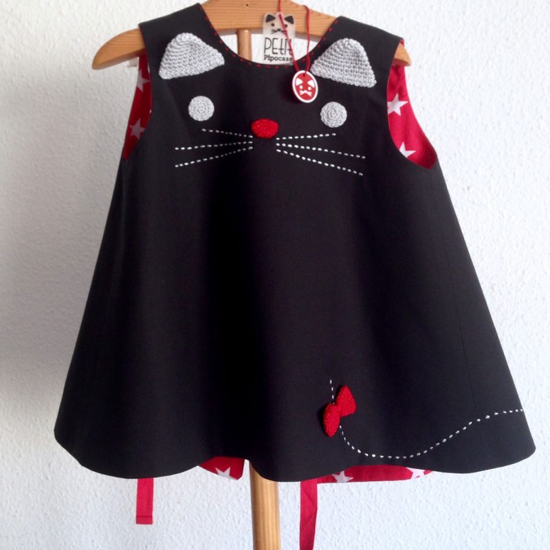 vestido gatita bordado a mano