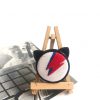 Broche gatuno Bowie bordado a mano
