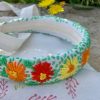 detalle del bordado d ela diadema primavera