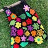 top a crochet con flores multicolor en algodon