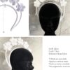 collae con descripción del halo blanco floral hecho en rafia
